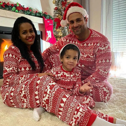 Mommy and Me Clothes 2023 New Christmas Pajamas Set for Family Soft Cute Sleepwear Adults Kids 2 Pieces Suit Xmas Look Outfits